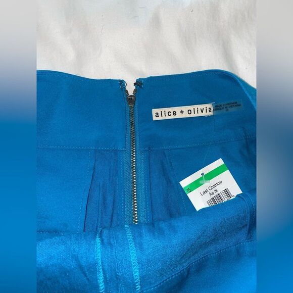 Alice & Olivia NWT Donald High Waisted Shorts in Ocean Blue Size 12 - Picture 7 of 13